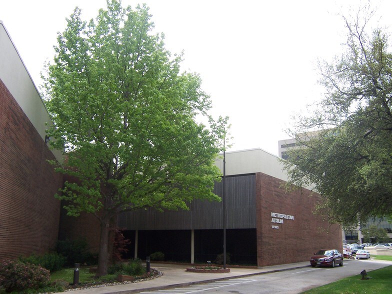 More Photos Of 14140 Midway Rd, Farmers Branch Office For Lease