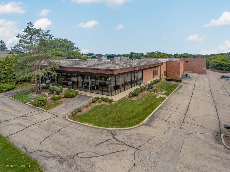 More Photos Of 1435 S Barrington Rd, Barrington General Retail For Sale