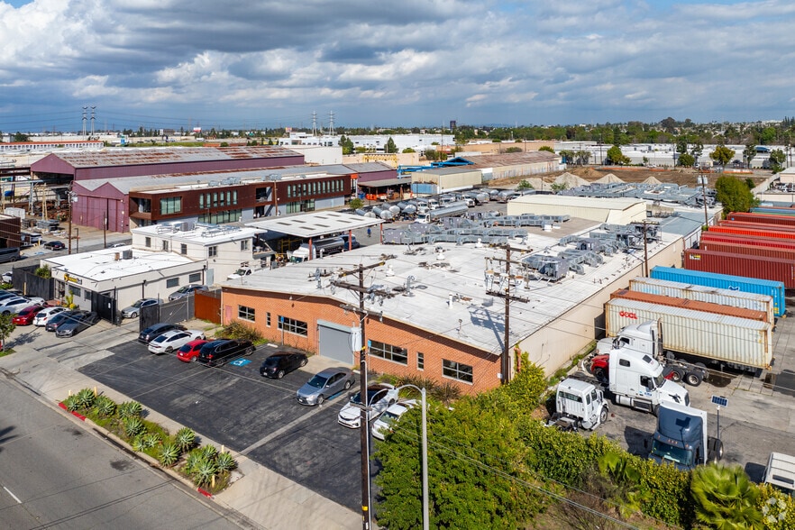 More Photos Of 18020 S Broadway, Gardena Warehouse For Lease