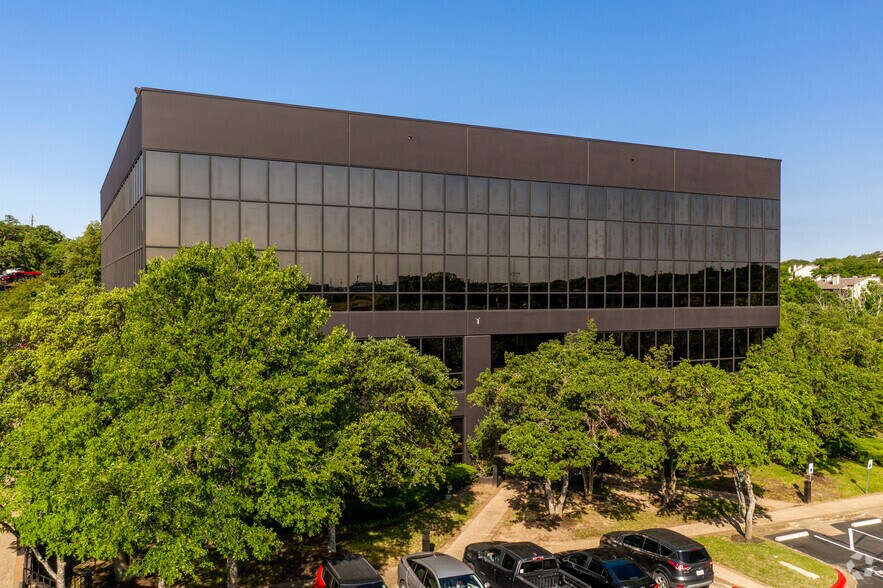 More Photos Of 3409 Executive Center Dr, Austin Unknown For Lease