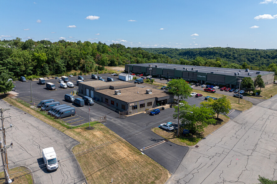 Primary Photo Of 209 Overlook Dr, Sewickley Research And Development For Lease