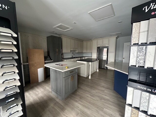 More Photos Of 2916-2918 Battleground, Greensboro General Retail For Lease