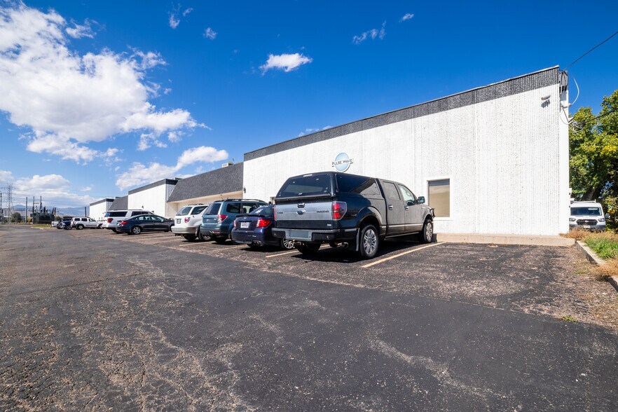 Primary Photo Of 5160 Parfet St, Wheat Ridge Warehouse For Lease