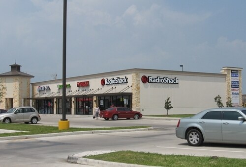 More Photos Of 2910-2920 Gulf Fwy, League City General Retail For Lease