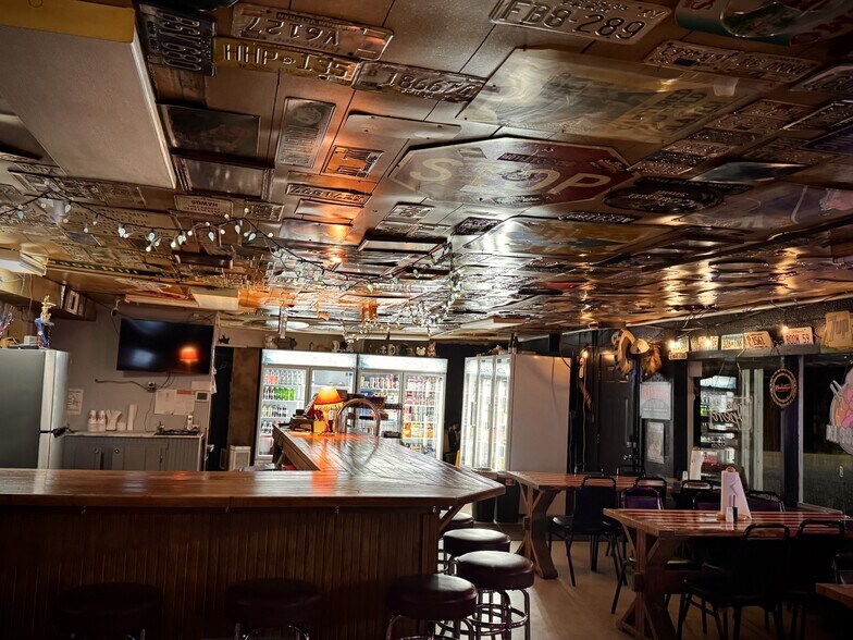 More Photos Of 125 Cypress Rd, Buchanan Restaurant For Sale