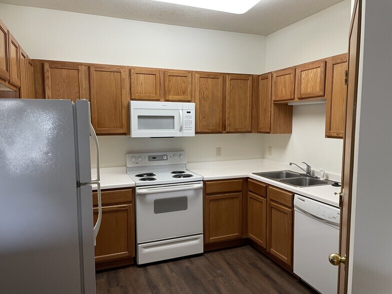 More Photos Of 2225 Orleans St W, Stillwater Apartments For Sale