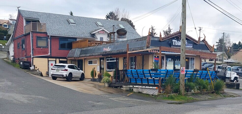 More Photos Of 4454 Willingdon Av, Powell River General Retail For Sale