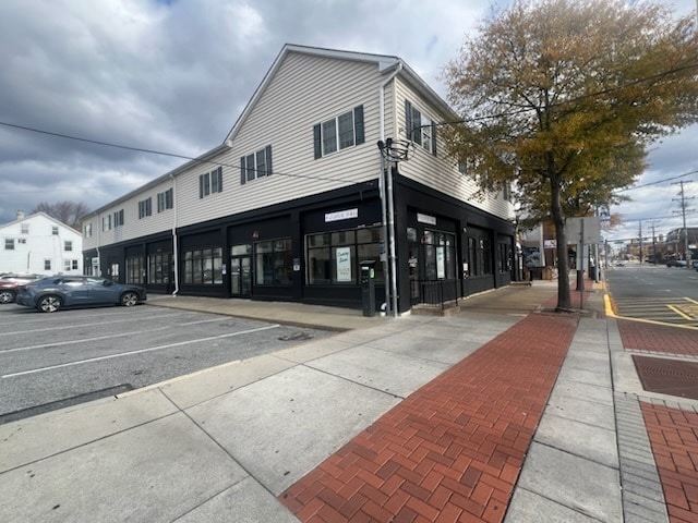 More Photos Of 4 Choate St, Newark Storefront For Lease