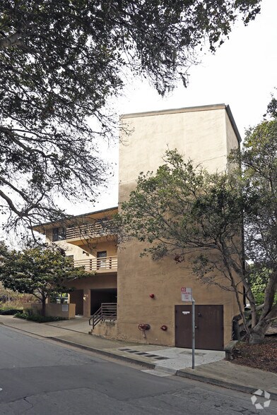 More Photos Of 910 Major Sherman Ln, Monterey Medical For Lease