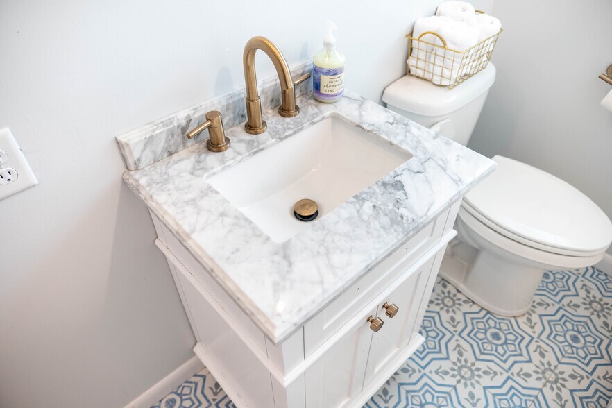 More Photos Of 404 Margaret St, Neptune Beach Multifamily For Sale