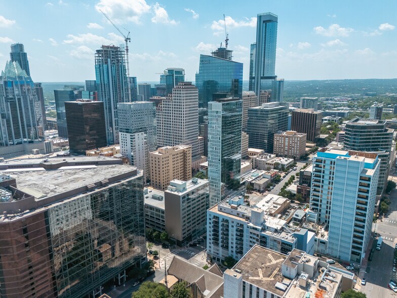 More Photos Of 720 Brazos St, Austin Office For Lease
