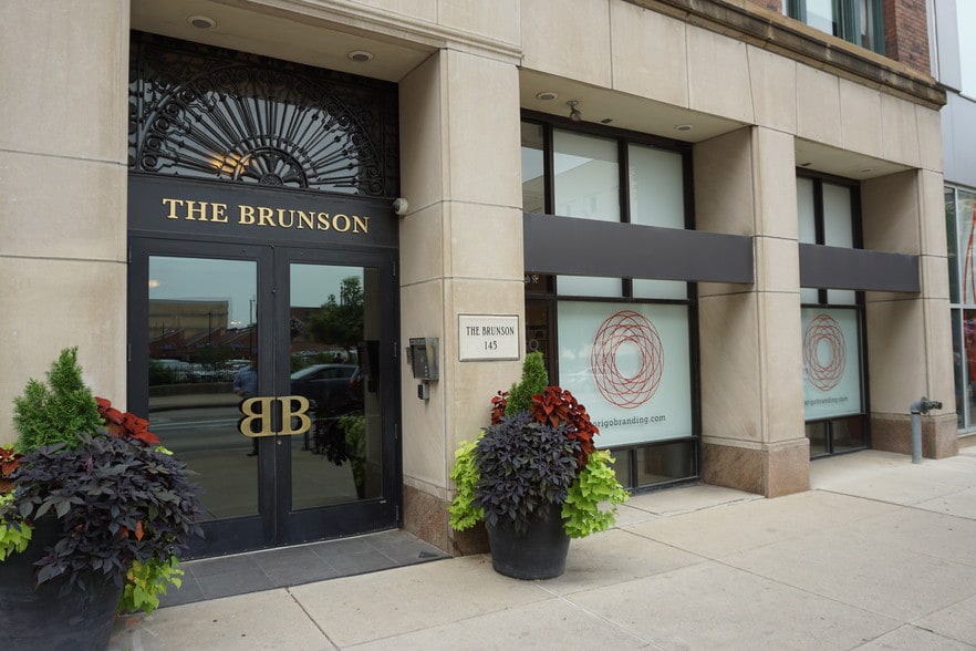 More Photos Of 147 N High St, Columbus Storefront Retail Office For Sale