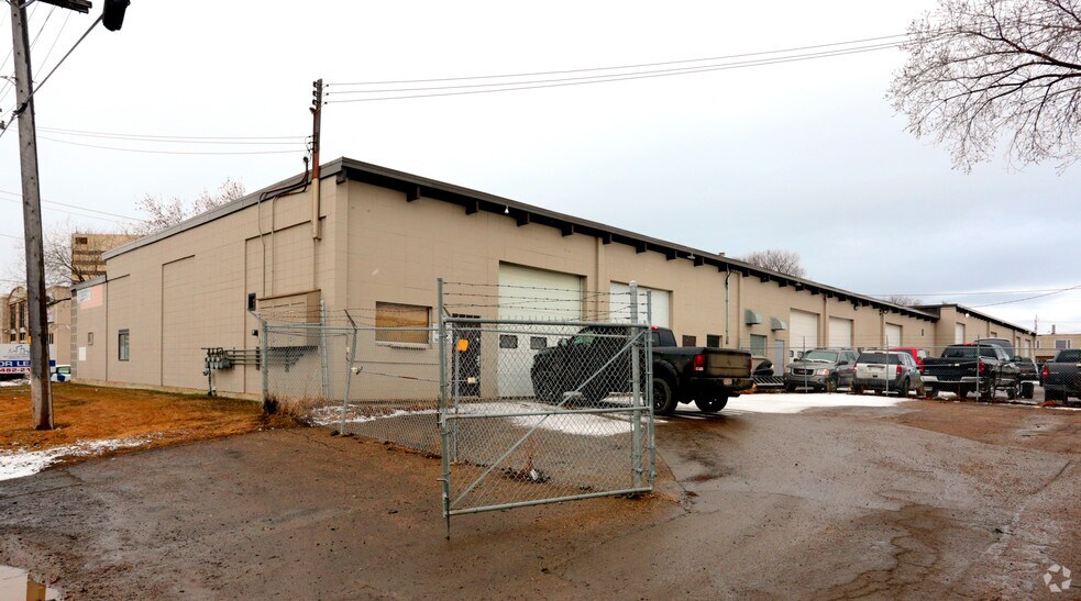 Primary Photo Of 10352-10374 58 Av NW, Edmonton Flex For Lease