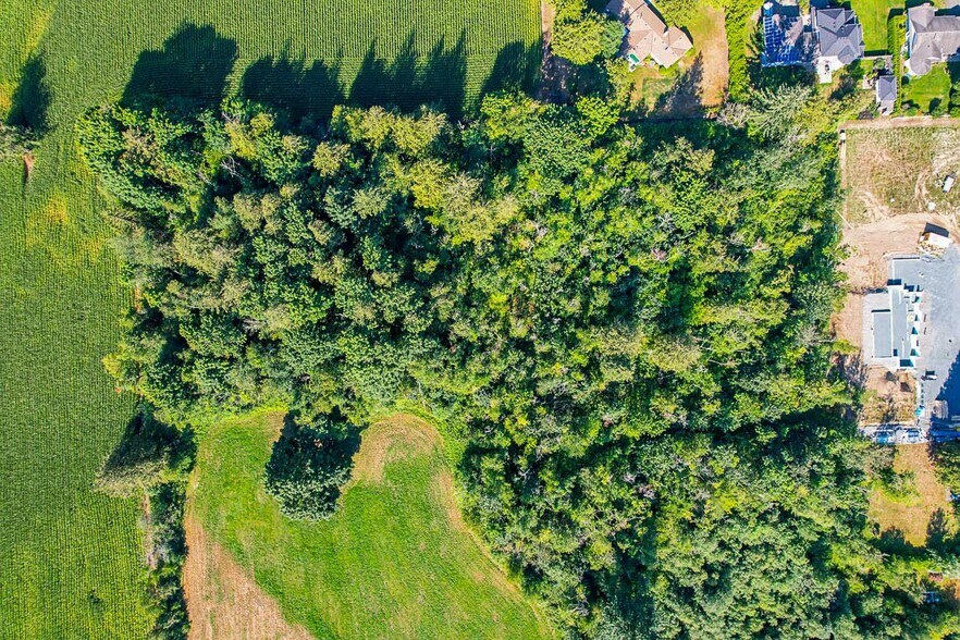 More Photos Of 3705 Hot Springs Rd, Agassiz Land For Sale