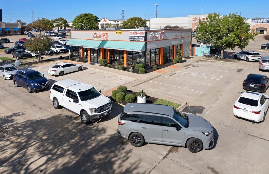 More Photos Of 701 W 15th St, Plano Freestanding For Sale