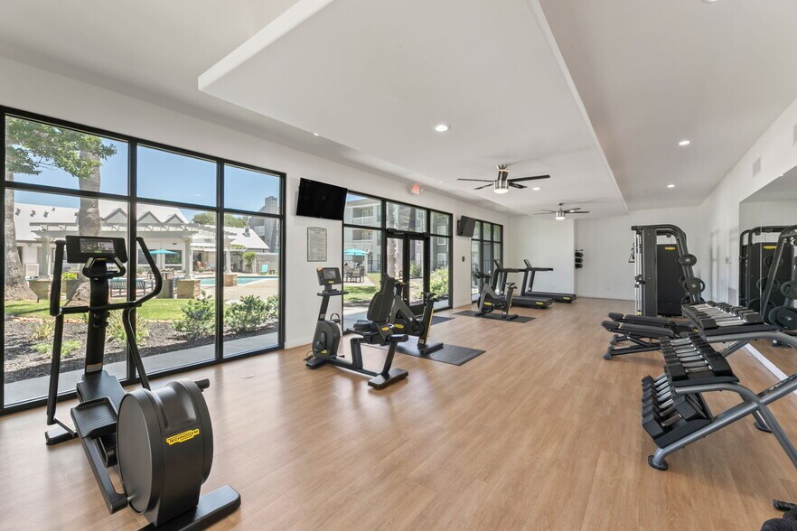 More Photos Of 6635 S Staples St, Corpus Christi Apartments For Sale