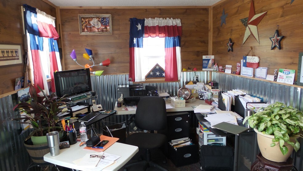 More Photos Of 9123 Stonewood Dr, Orange Self Storage For Sale