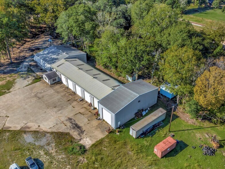 More Photos Of 1441 N Temple Dr, Diboll Auto Repair For Sale