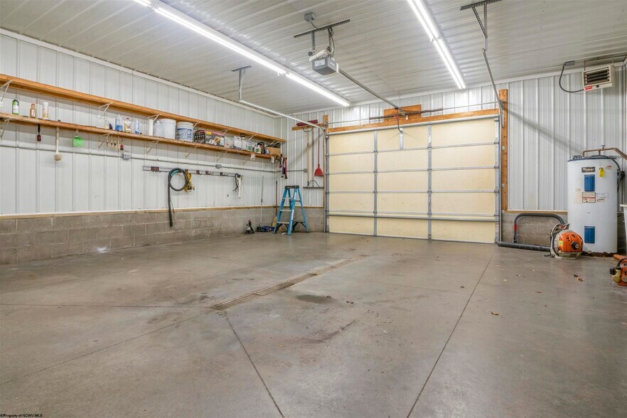 More Photos Of 524 Mileground Rd, Morgantown Auto Dealership For Sale