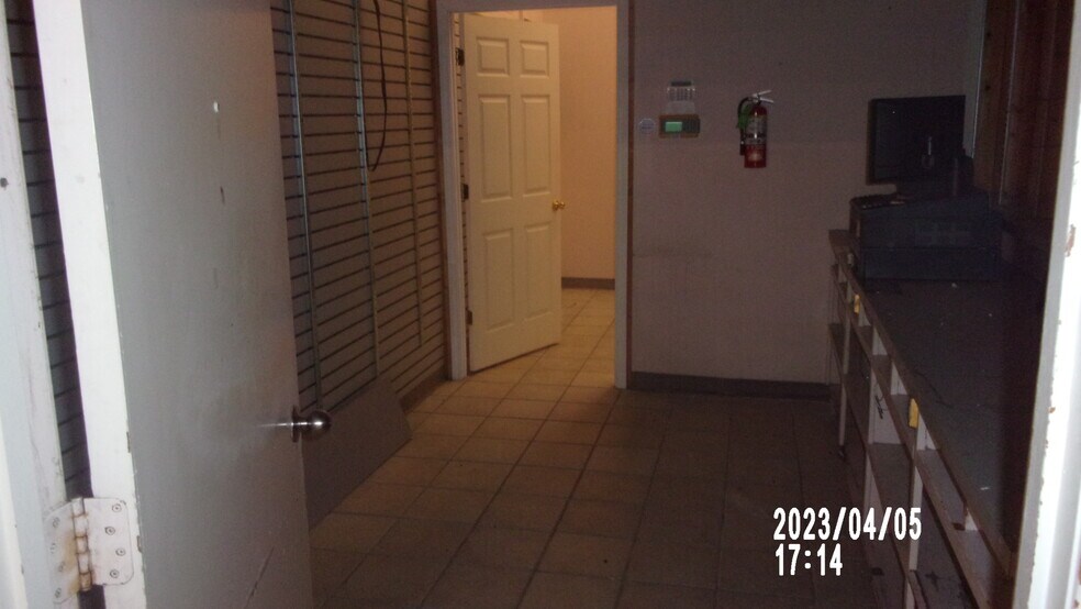 More Photos Of 1656 Martin Luther King Blvd N, Greenville Department Store For Sale