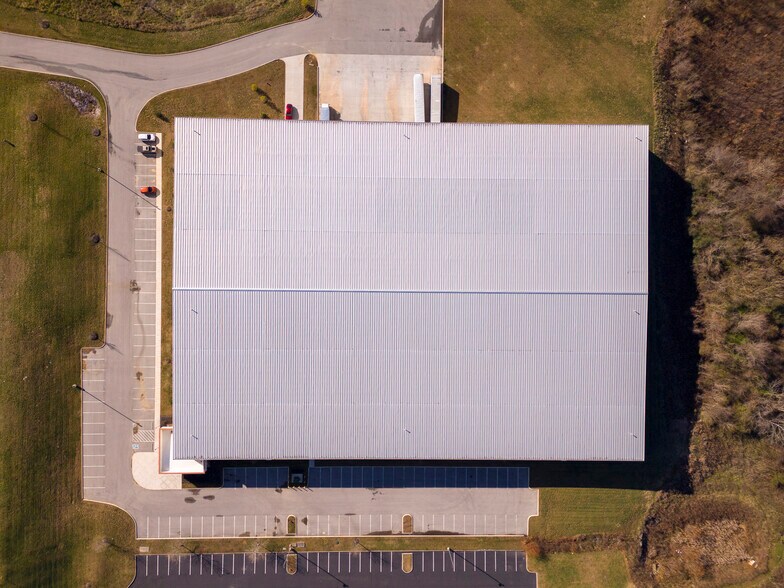 More Photos Of 1521 Mountain Rd, Andersonville Distribution For Lease