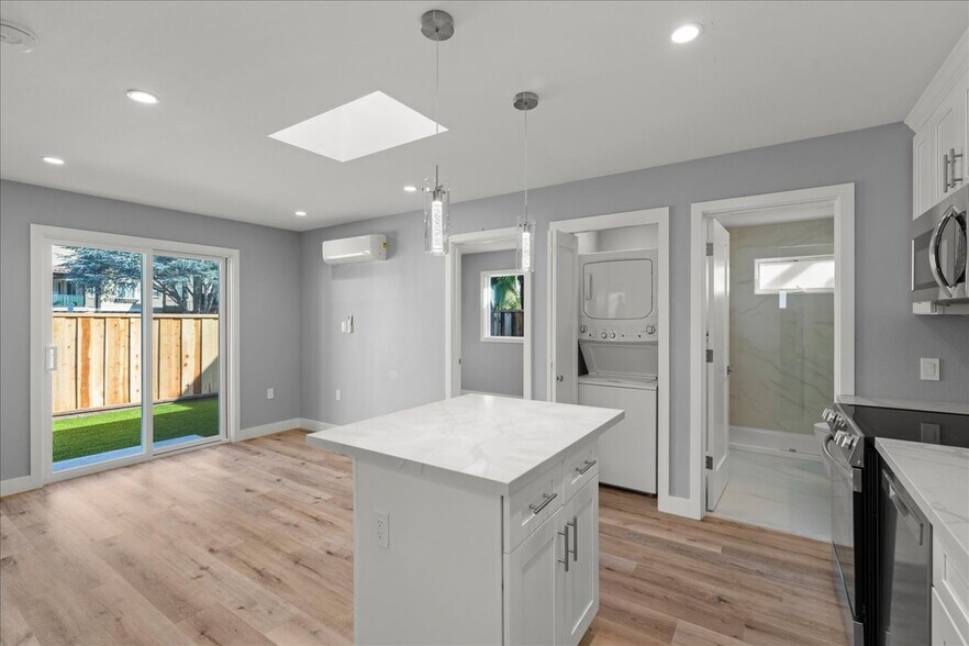 More Photos Of 620 Alamo Ct, Mountain View Apartments For Sale