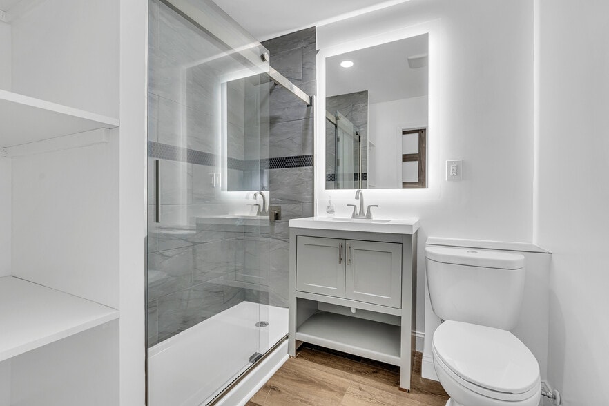 More Photos Of 61 Sumner Ave, Seaside Heights Hotel For Sale