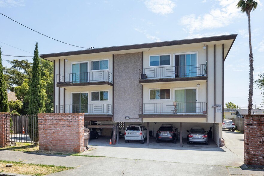 Primary Photo Of 1612 Parker St, Berkeley Apartments For Sale