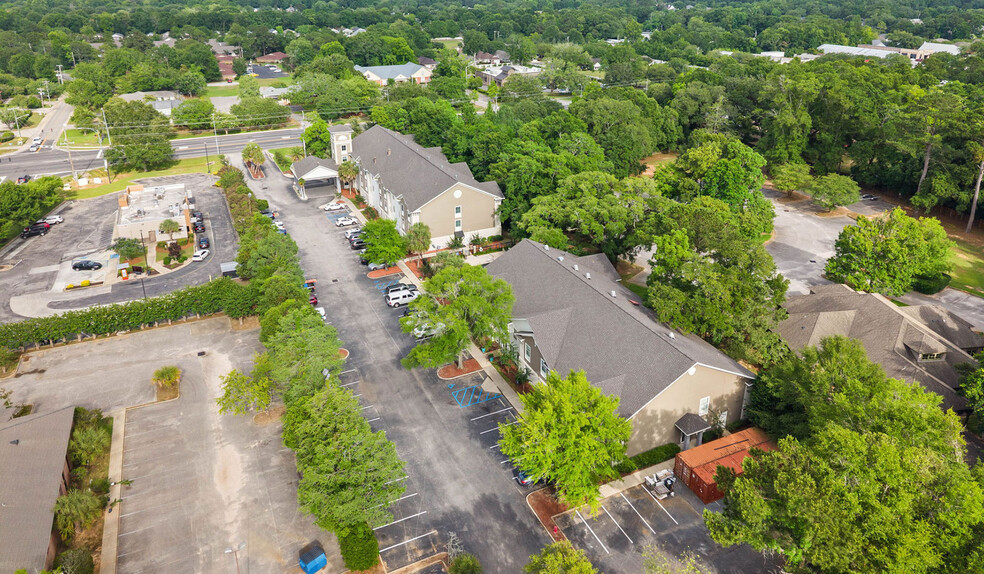 More Photos Of 19751 S Greeno Rd, Fairhope Hotel For Sale