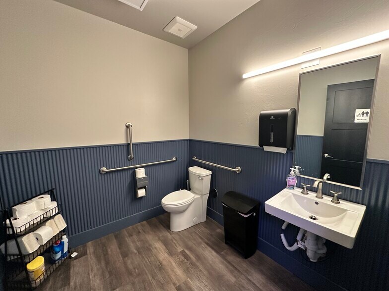 More Photos Of 1450 S 32nd St W, Billings Warehouse For Sale