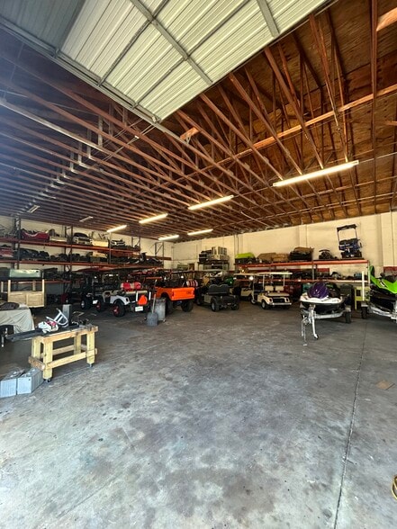 More Photos Of 2800 S Nova Rd, Daytona Beach Unknown For Lease