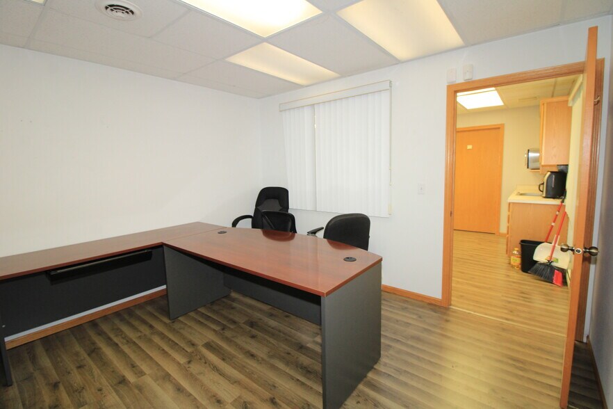 More Photos Of 6008 Highway 2 E, Minot Showroom For Sale