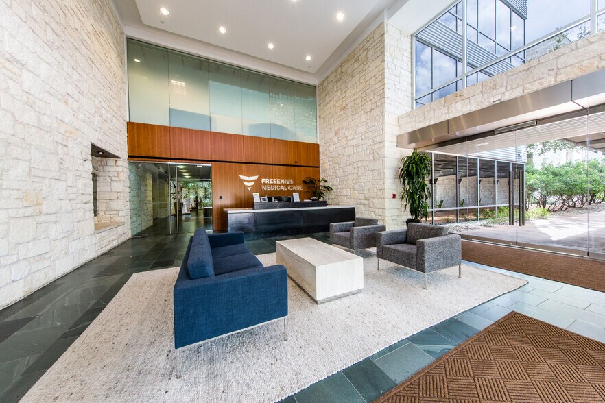 More Photos Of 3711 S Mopac Expy, Austin Office For Lease