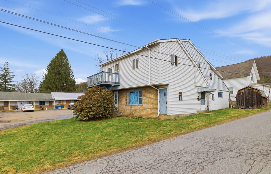 More Photos Of 730 N Main St, Port Allegany Hotel For Sale