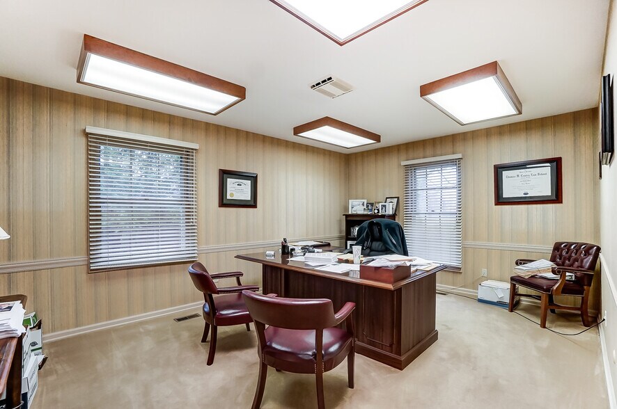 More Photos Of 1354 N Monroe Dr, Xenia Medical For Lease