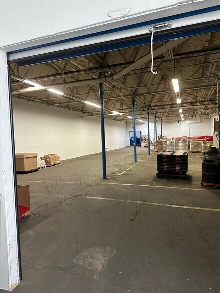 More Photos Of 655 Driving Park Ave, Rochester Warehouse For Lease