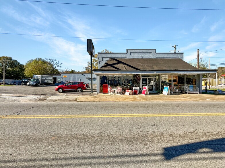 More Photos Of 102 Nash st, Spring Hope General Retail For Sale