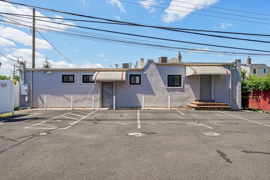 More Photos Of , Levittown General Retail For Sale