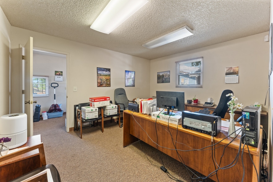 More Photos Of 235 W Pueblo St, Reno Research And Development For Sale