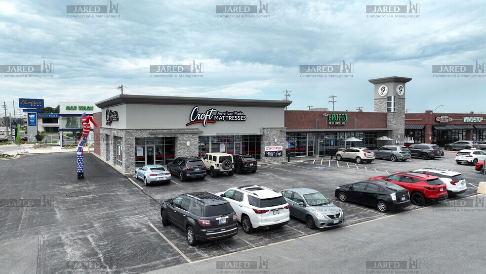 More Photos Of 303-321 E Battlefield St, Springfield Unknown For Lease