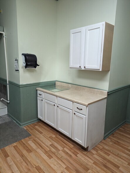 More Photos Of 5190 Navy Rd, Millington Coworking Space