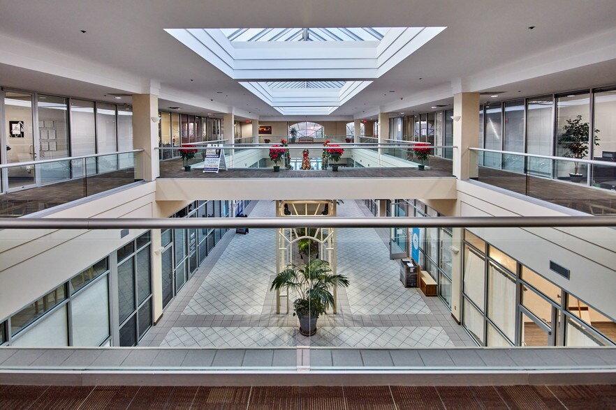 More Photos Of 6115 Camp Bowie Blvd, Fort Worth Storefront Retail Office For Lease