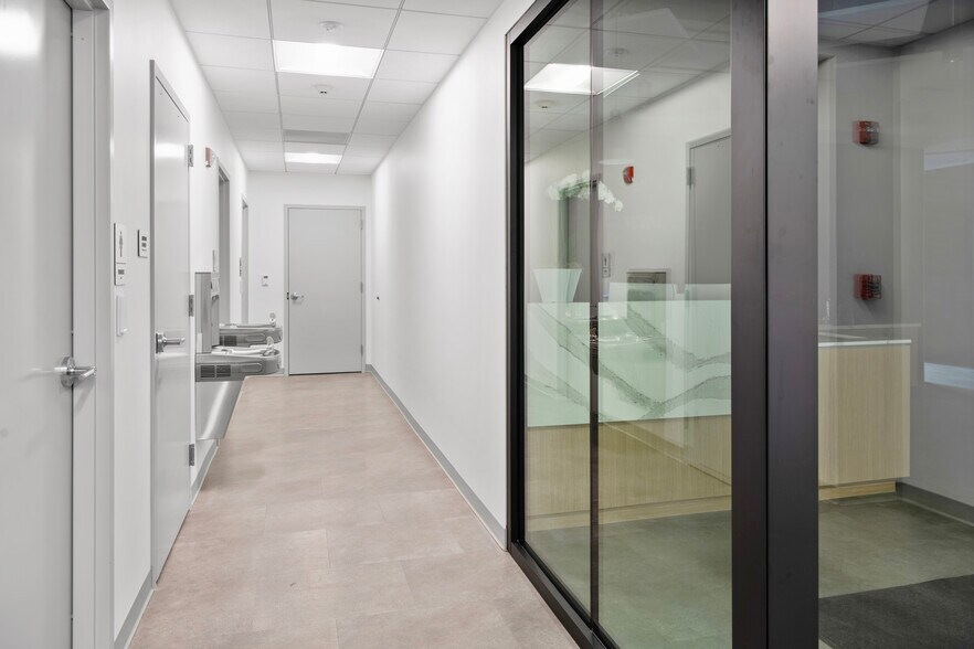 More Photos Of 12276 Wilkins Ave, Rockville Flex For Lease