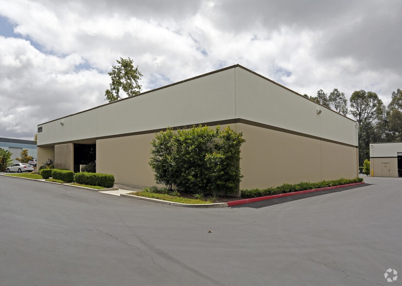 More Photos Of 23142 Alcalde Dr, Laguna Hills Warehouse For Sale
