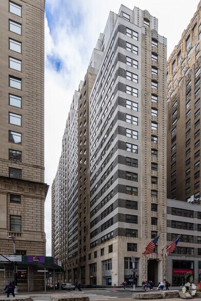 More Photos Of 1-3 Trinity Pl, New York Office For Lease