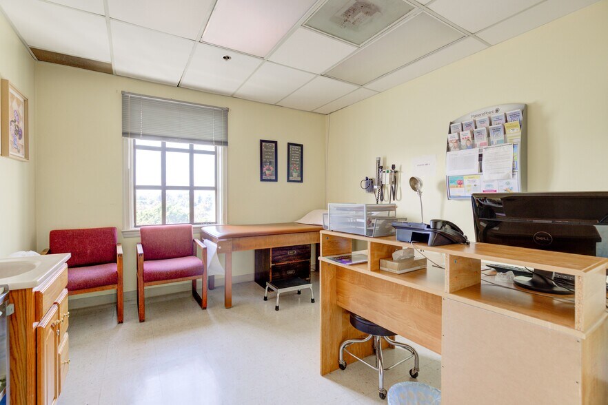 More Photos Of 3440 W Carson St, Torrance Loft Creative Space For Sale