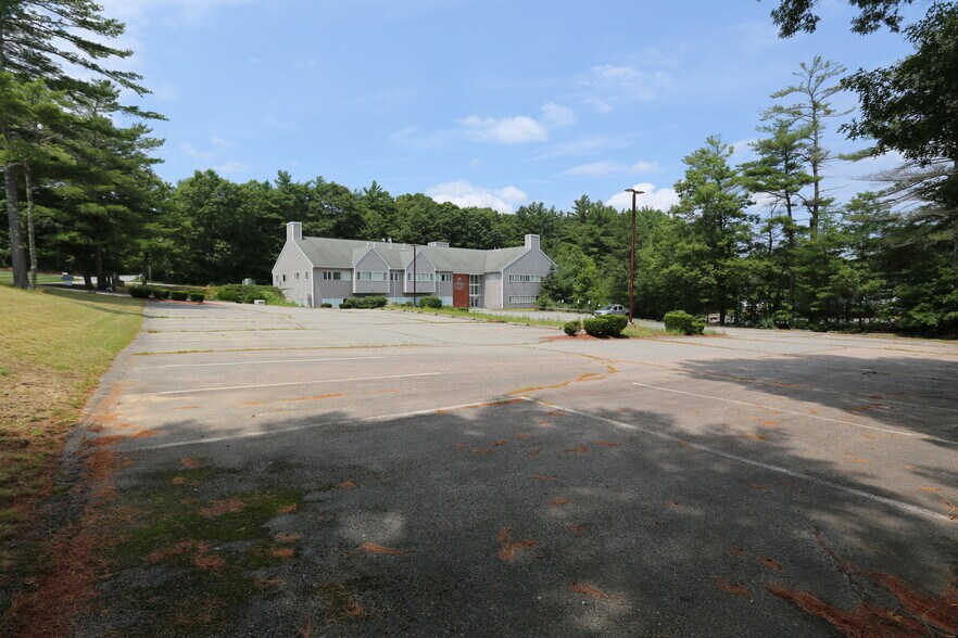 More Photos Of 68 N Main St, Carver Medical For Sale
