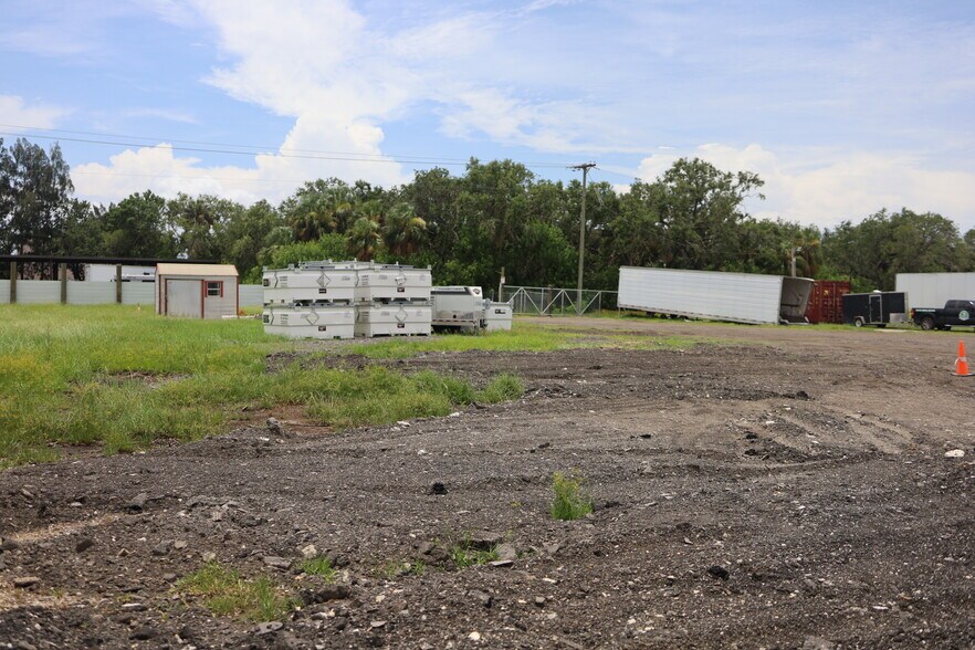 More Photos Of 4807 S 50th St, Tampa Land For Lease