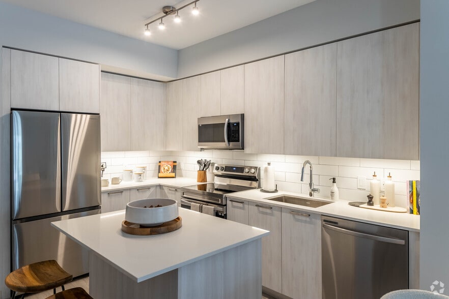 More Photos Of 1711 N University Dr, Plantation Coworking Space