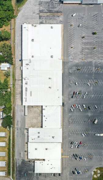 More Photos Of 4810-4930 S Allen Rd, Zephyrhills Freestanding For Lease